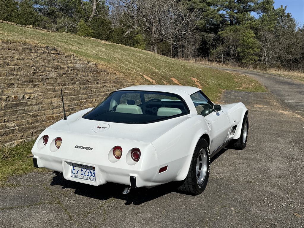 Chevrolet Corvette photo 4